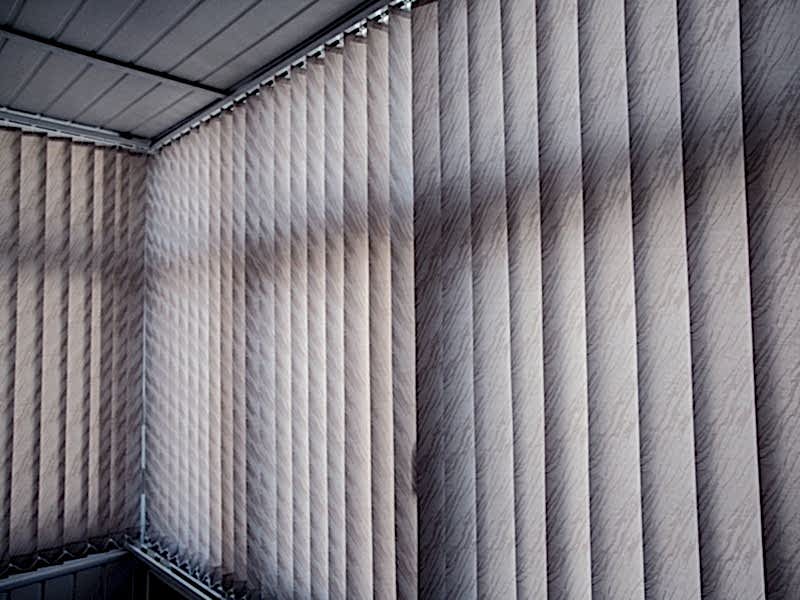 Жалюзи для балкона и лоджии