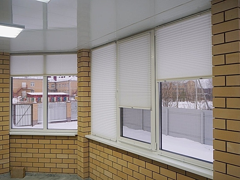 Жалюзи для балкона и лоджии