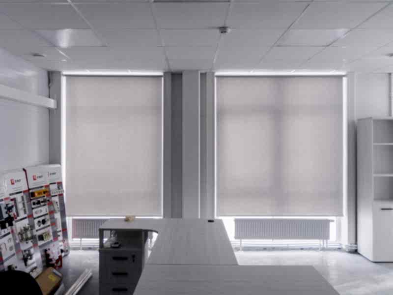 Рулонные шторы на проем