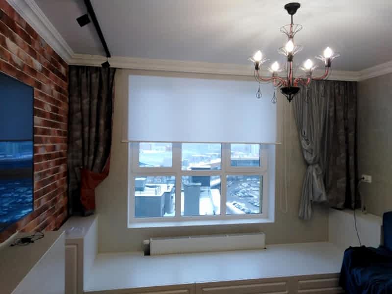 Рулонные шторы на проем