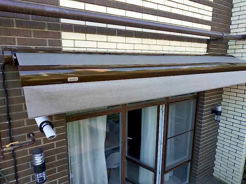 Витринные маркизы