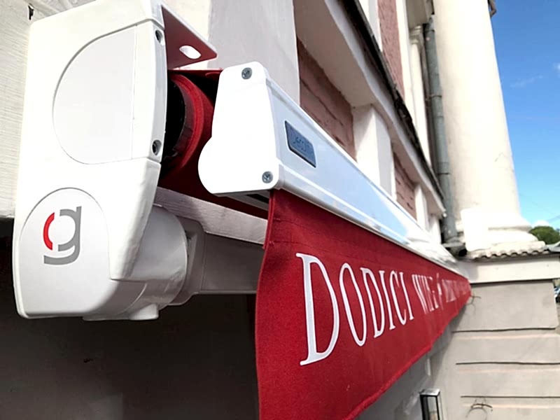 Витринные маркизы