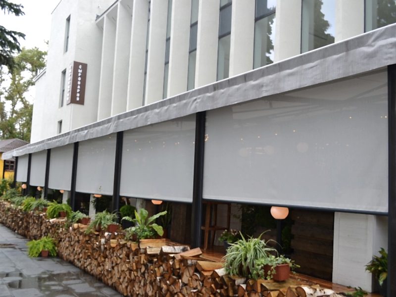 Рулонные шторы уличные