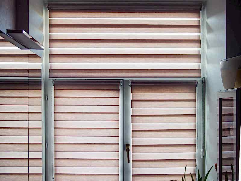 Рулонные шторы Зебра MINI