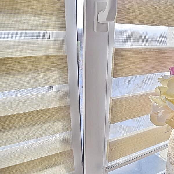 Рулонные шторы Зебра UNI-2<br/>(установка на створку)