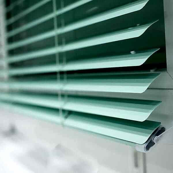 Горизонтальные жалюзи классические