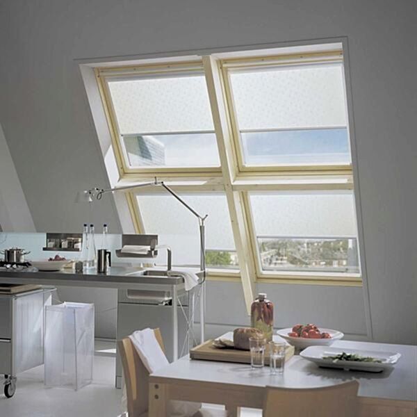 Жалюзи на мансардные окна