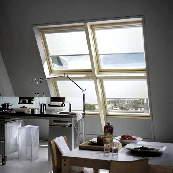 Жалюзи на мансардные окна