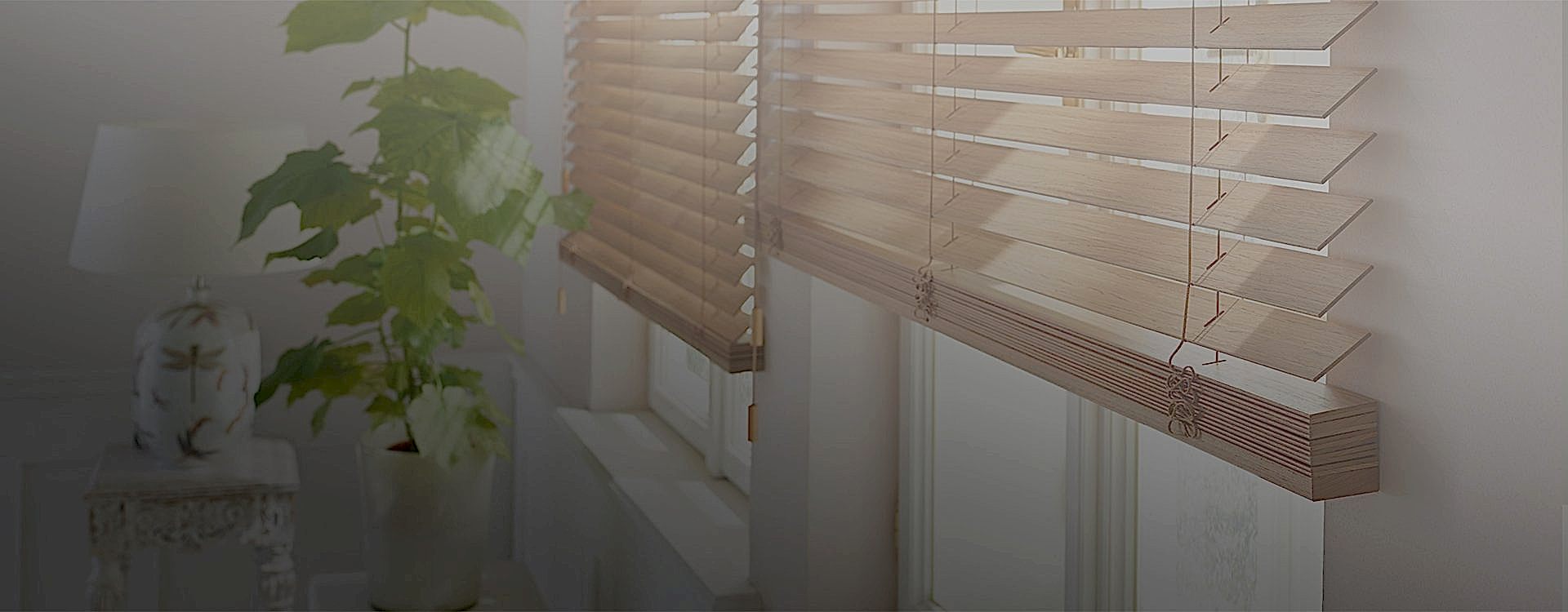 Деревянные жалюзи